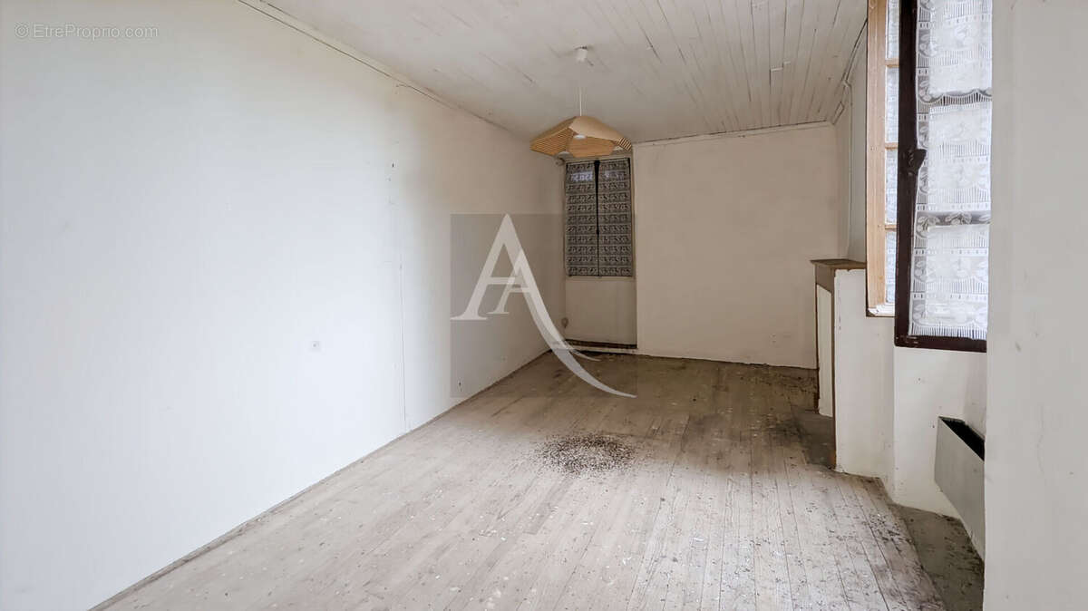 Maison à VILLEFRANCHE-DU-PERIGORD