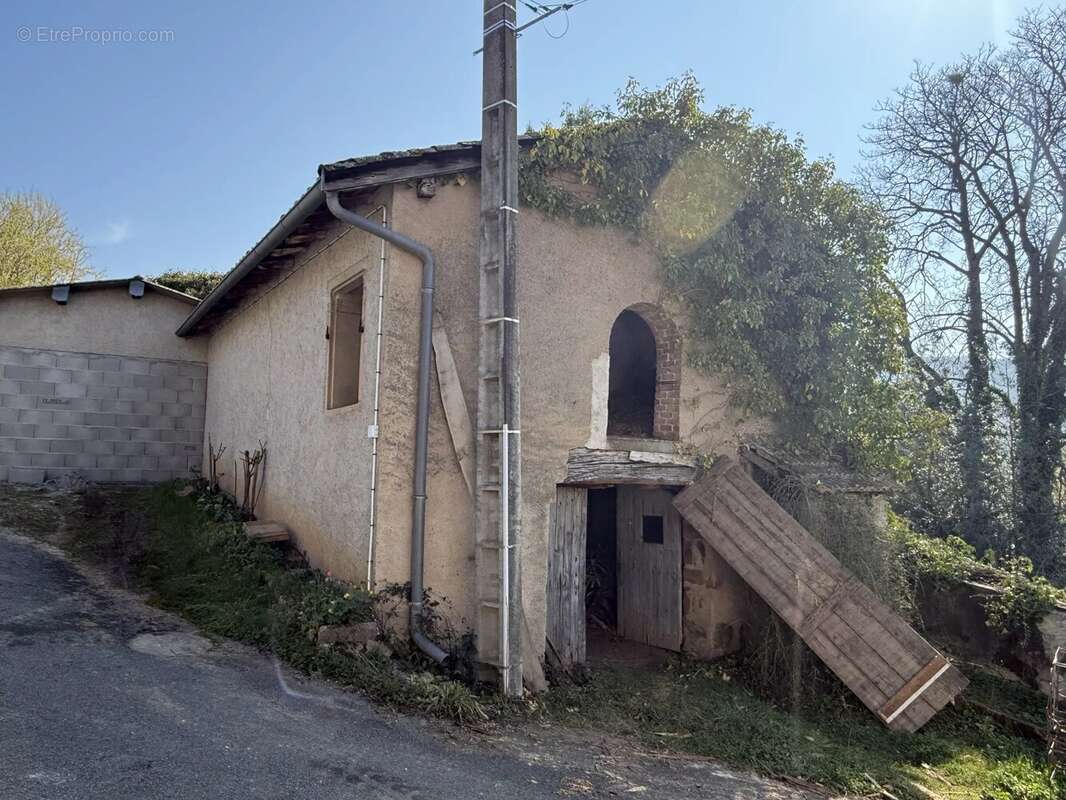 Appartement à JULIENAS