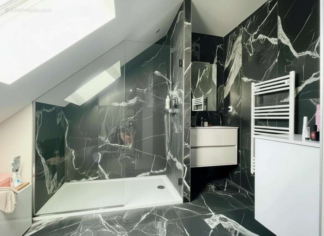 Maison à MONTFORT-SUR-MEU