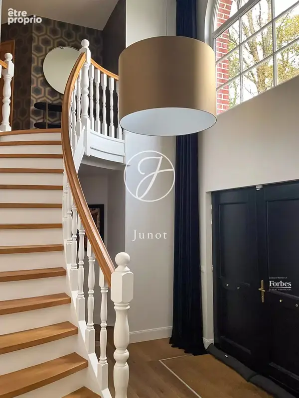 Mouvaux – Maison d’exception – 7 pièces - 262.48m² habitables – 7 pièces – 5 chambres – Piscine – Parc paysagé – Garage et parki - photo 22