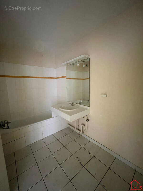 Appartement à LYON-8E