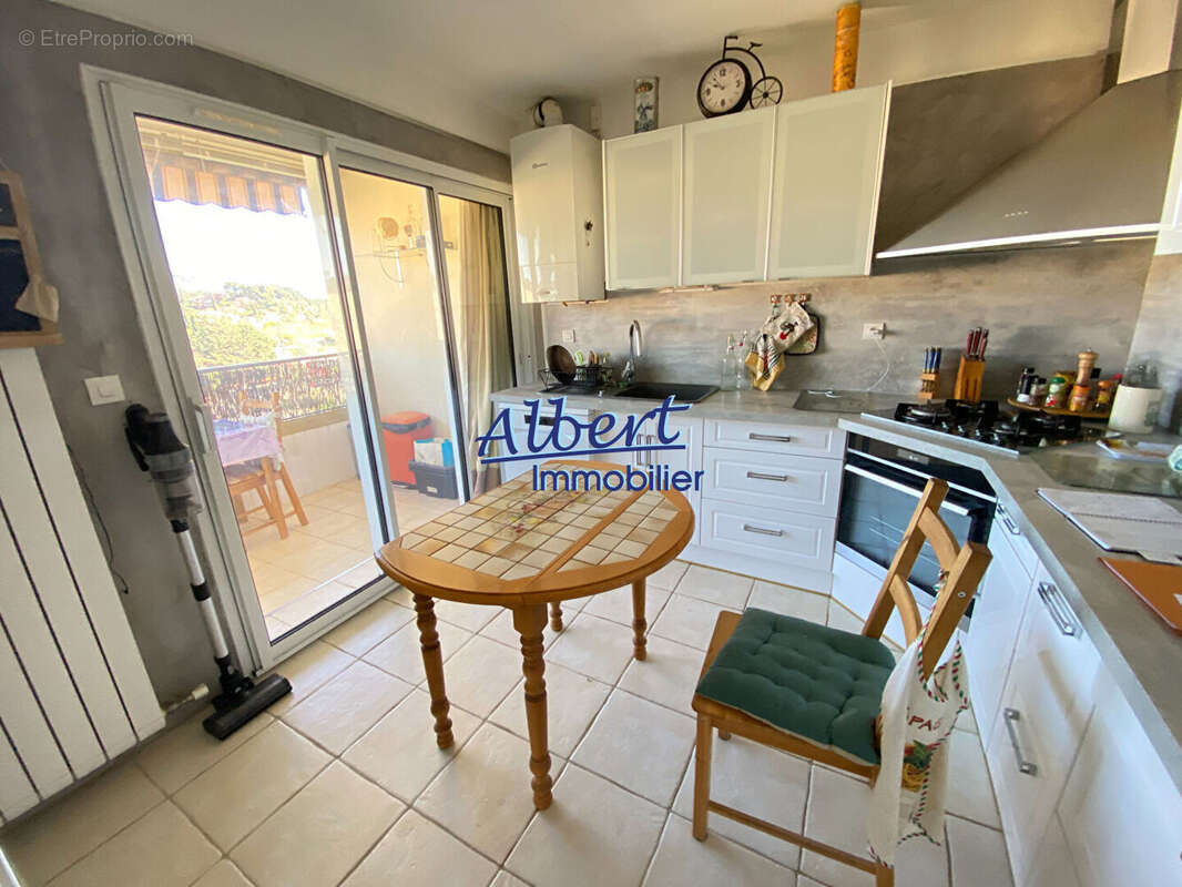 Appartement à OLLIOULES