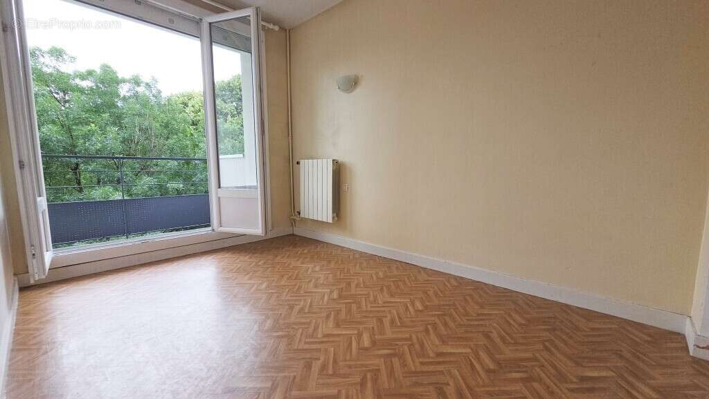Appartement à SEYSSINET-PARISET