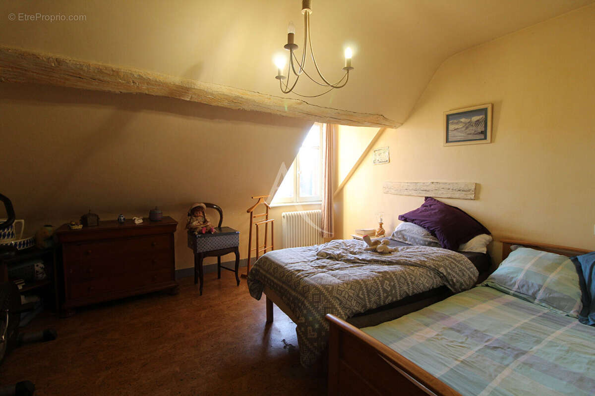 Maison à VILLEBAROU
