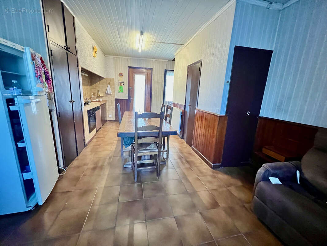 Maison T4 à rénover, fort potentiel - photo 2