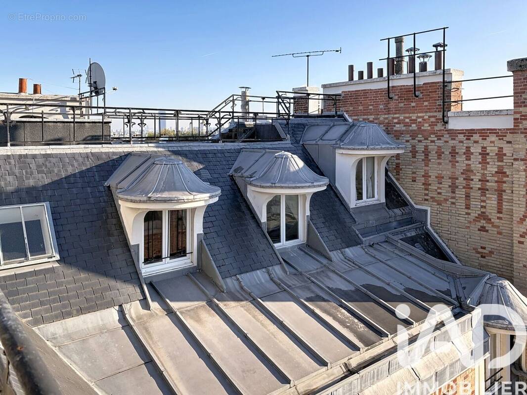 Photo 1 - Appartement à PARIS-16E