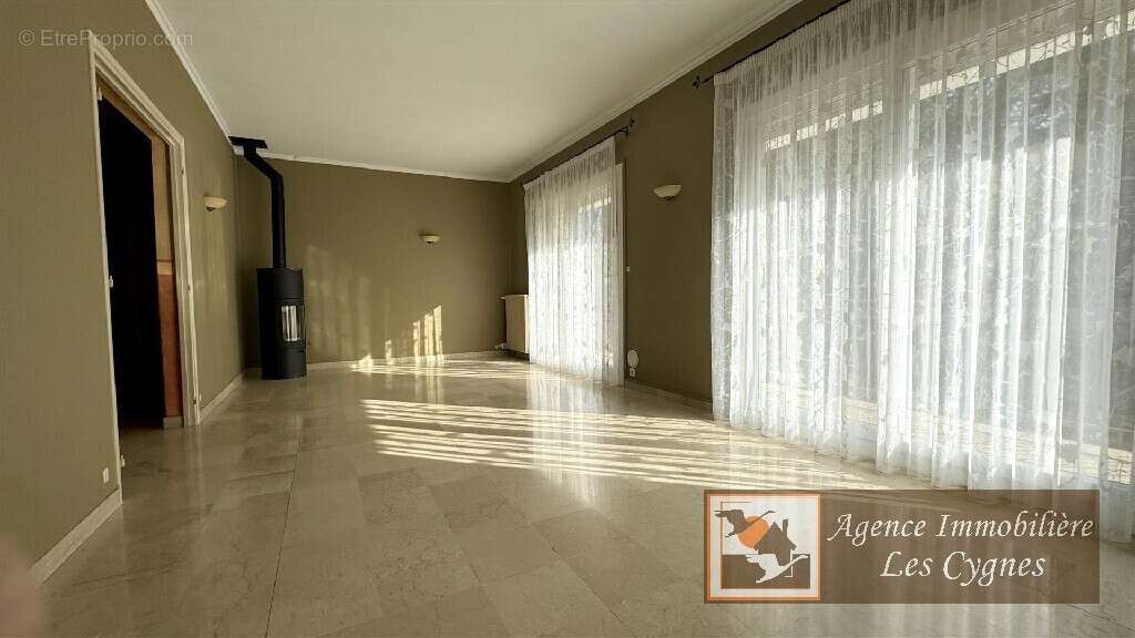 Maison à CHARTRETTES