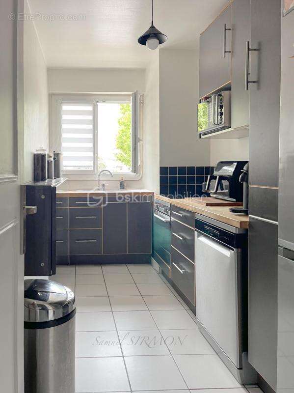 Appartement à L'ILE-SAINT-DENIS