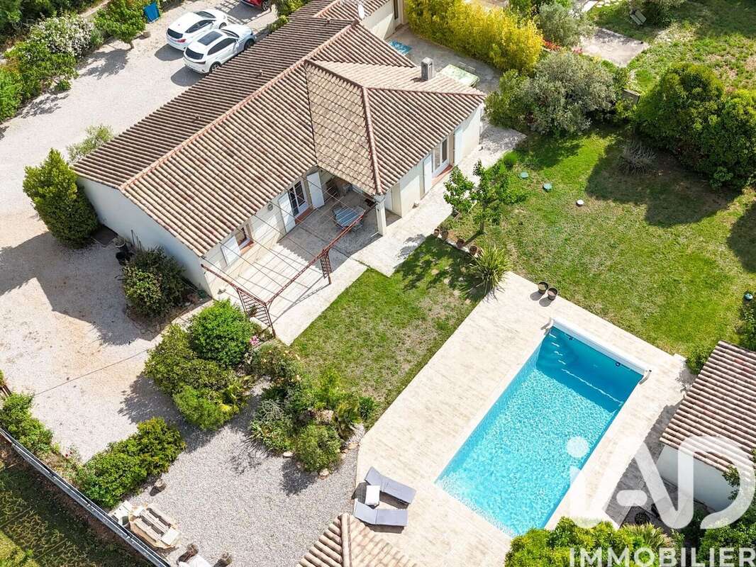 Photo 4 - Maison à SAINT-MAXIMIN-LA-SAINTE-BAUME