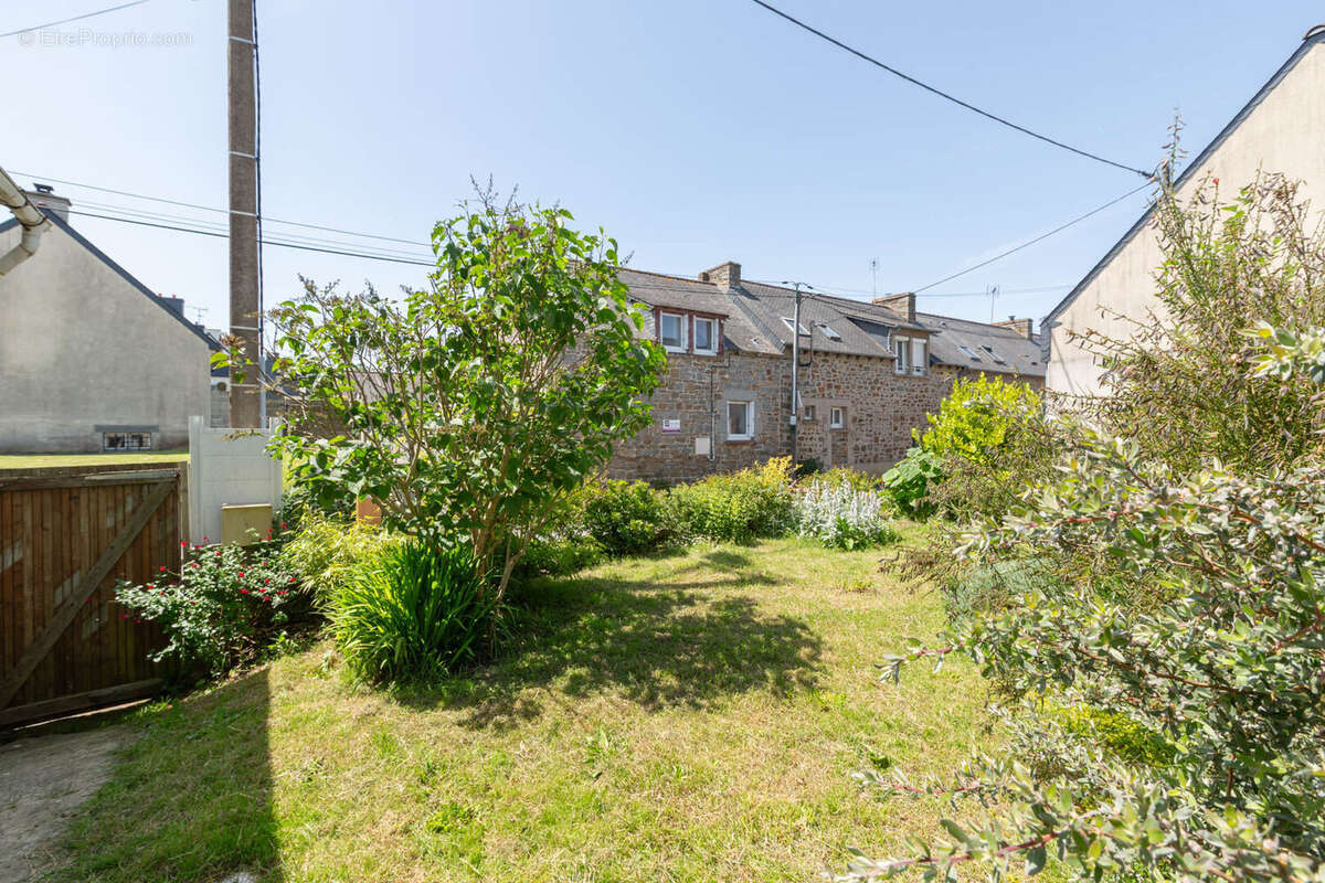 Maison à LANGUEUX