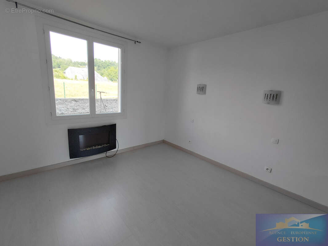 Appartement à LOURDES