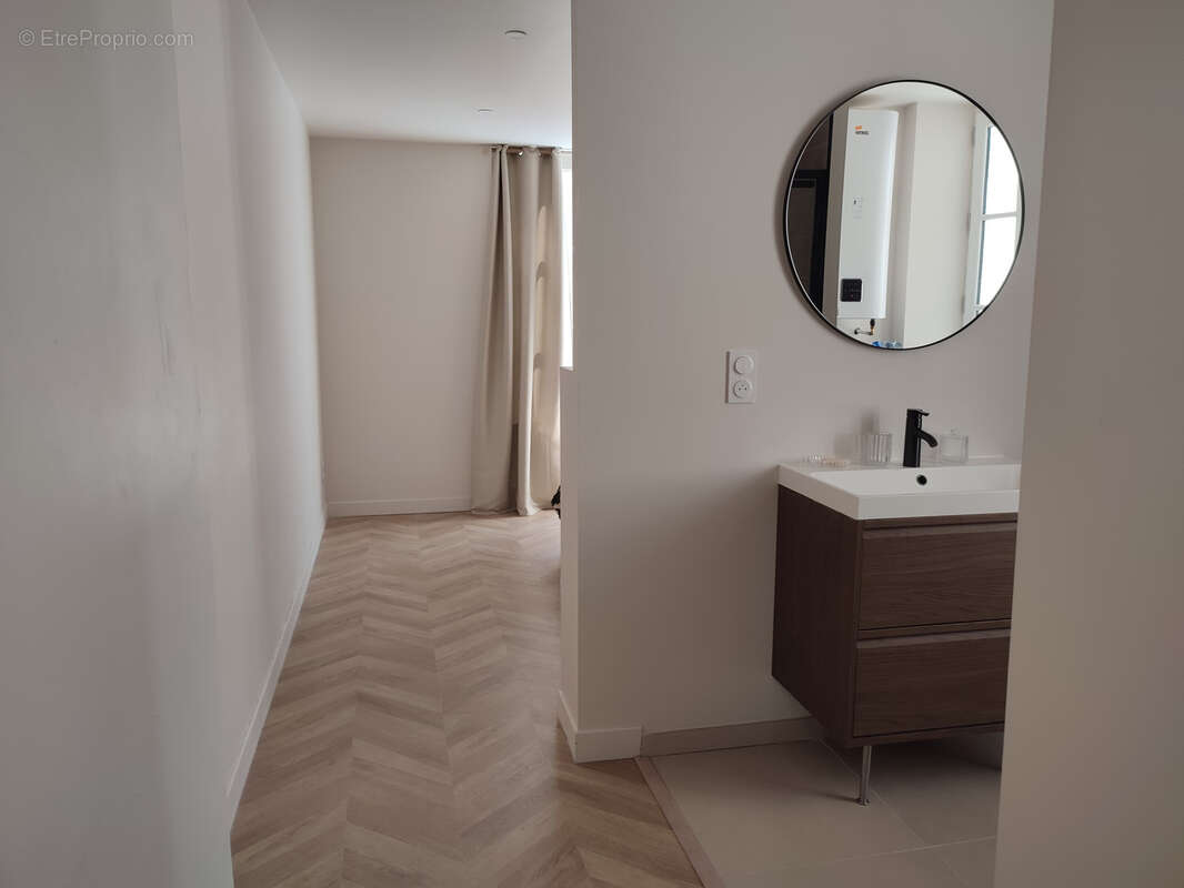 A vendre - soquet immobilier - appartement t2 - centre historique dinan - photo 3