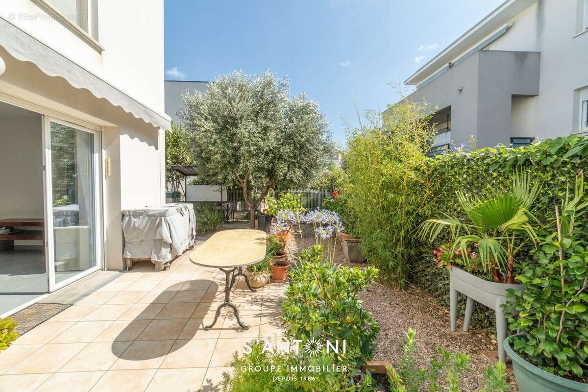 AGDE - CAYRETS - Appartement T3 en RDC avec Garage et Parking - photo 3