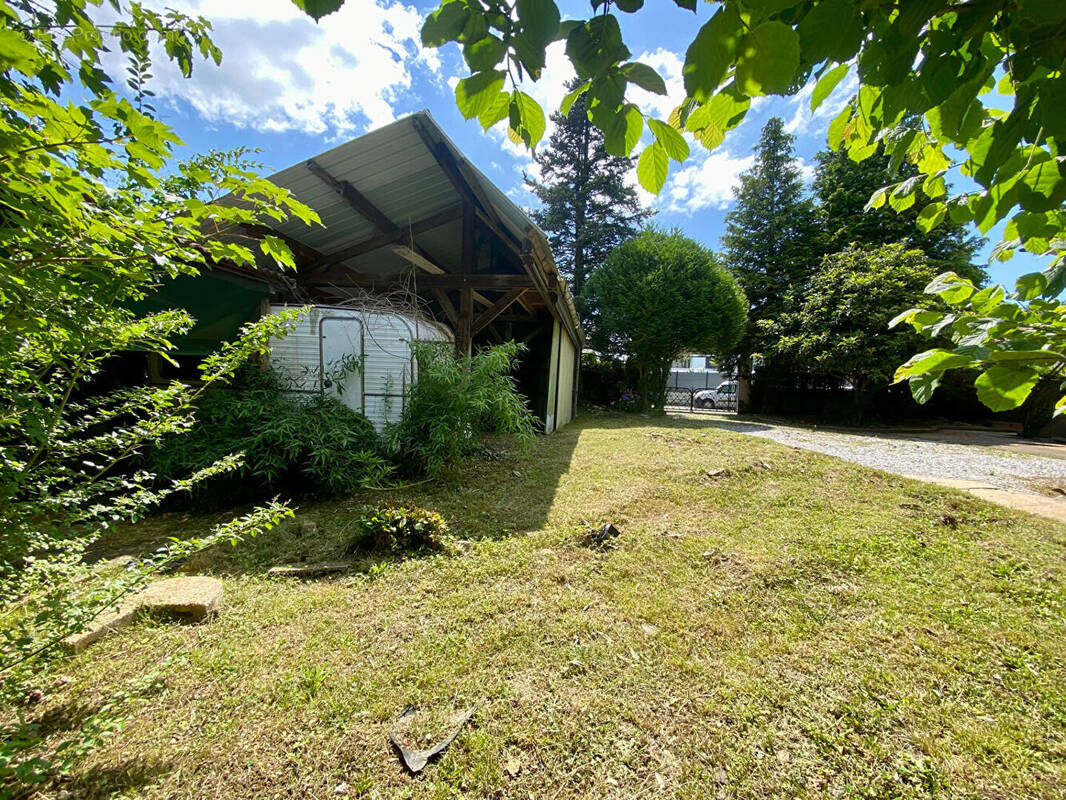 Terrain à SAINT-MARTIN-DE-SEIGNANX