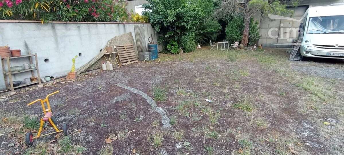 Maison à ESPERAZA