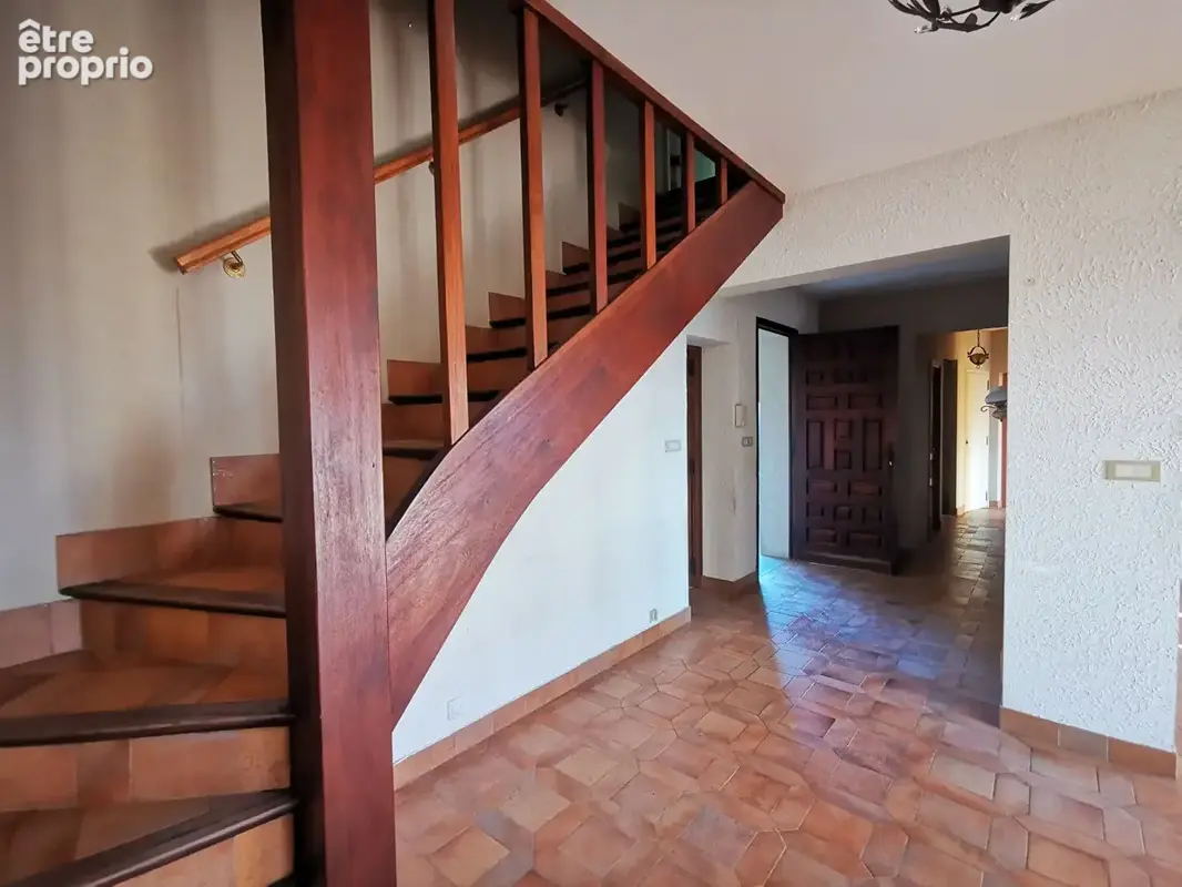 Maison Traditionnelle T5 (construite en 1973) de138 m²  sur un terrain de 550 m2 - photo 17