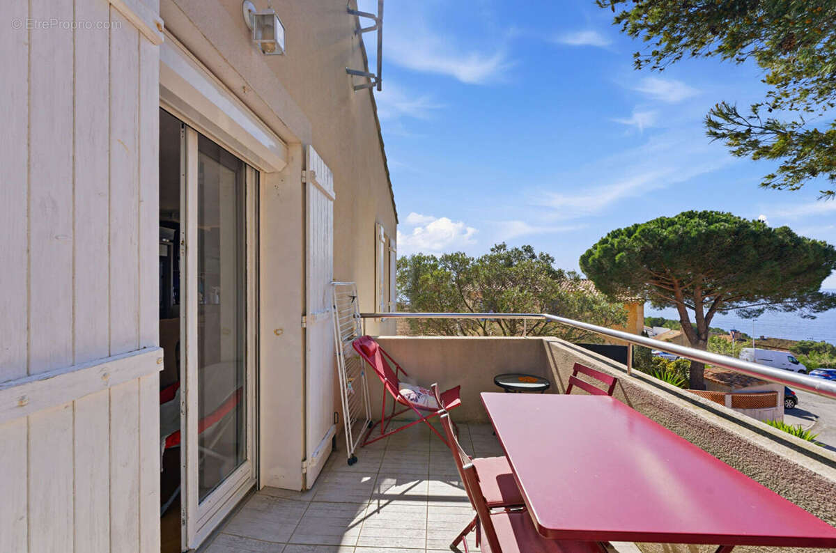 Appartement à SAUSSET-LES-PINS