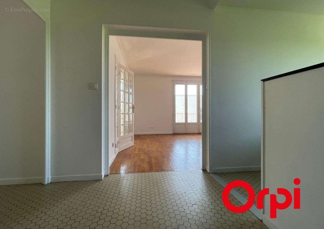 Appartement à VENISSIEUX
