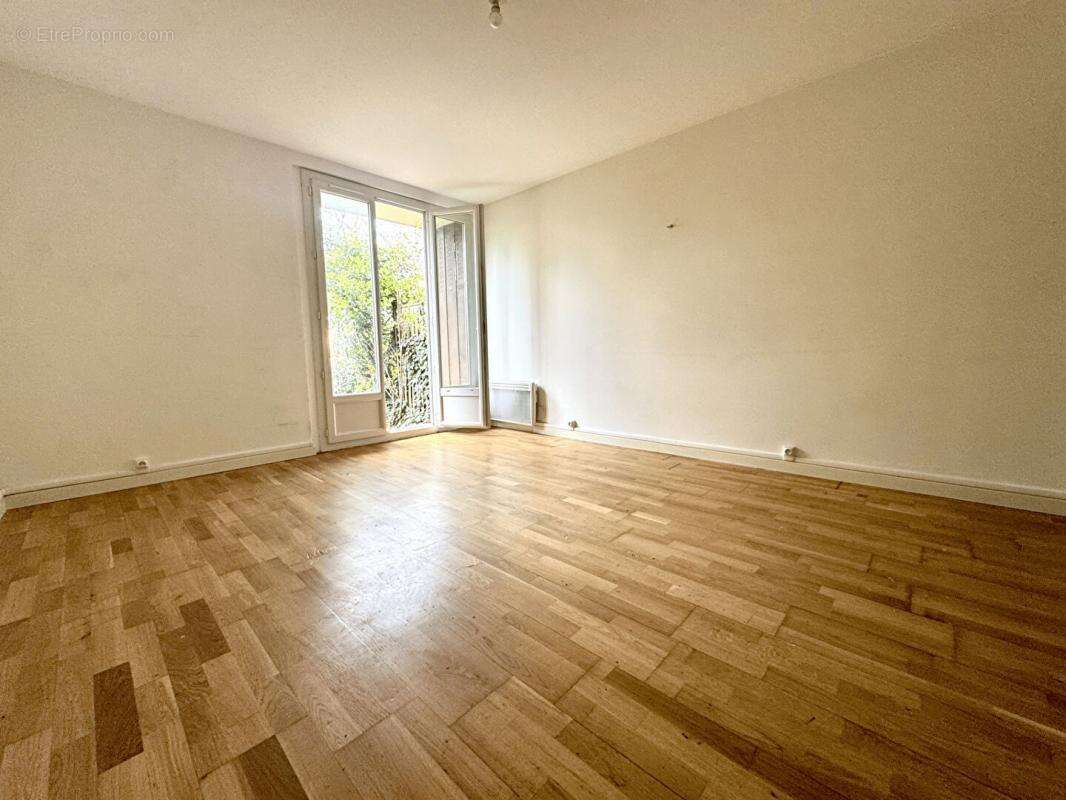 Appartement à LYON-8E