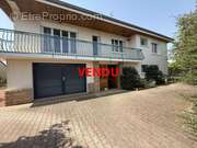 Maison à CORCELLES-EN-BEAUJOLAIS