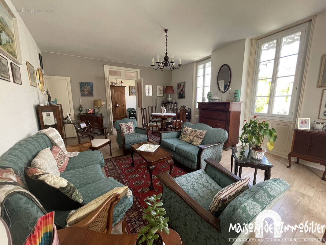 Appartement à COGNAC
