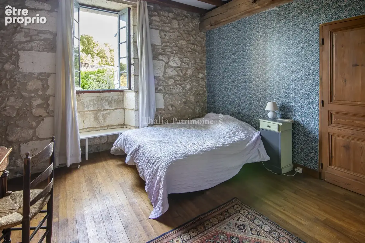 MAGNIFIQUE PROPRIETE A RENOVER   380 m2 environ -10 chambres, 1 dortoir- terrain 2ha8, dépendances - MAREUIL e - photo 16