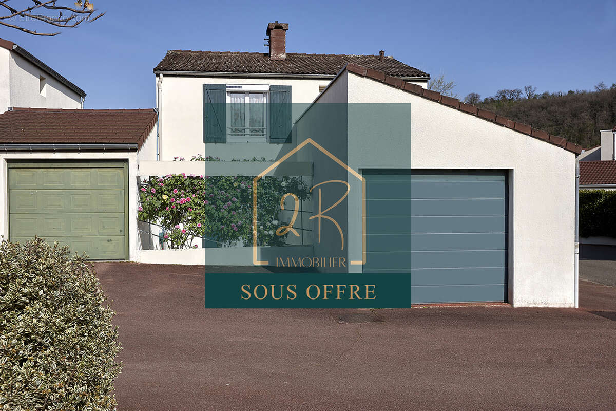 Maison à SEREZIN-DU-RHONE