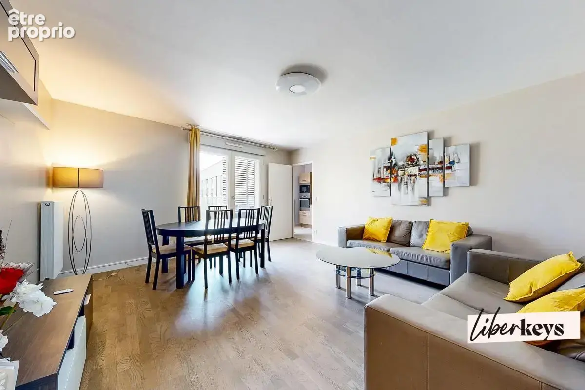 Appartement à GENNEVILLIERS
