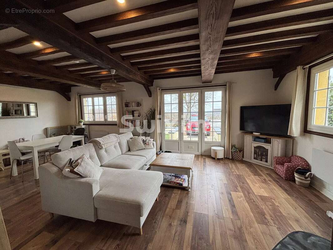 Maison à MONTBERTHAULT