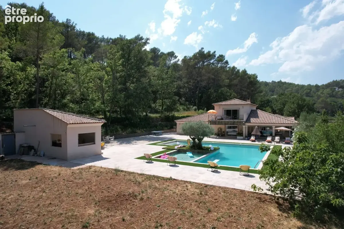 Villa d’exception en Provence - Élégance, espace et art de vivre - photo 23
