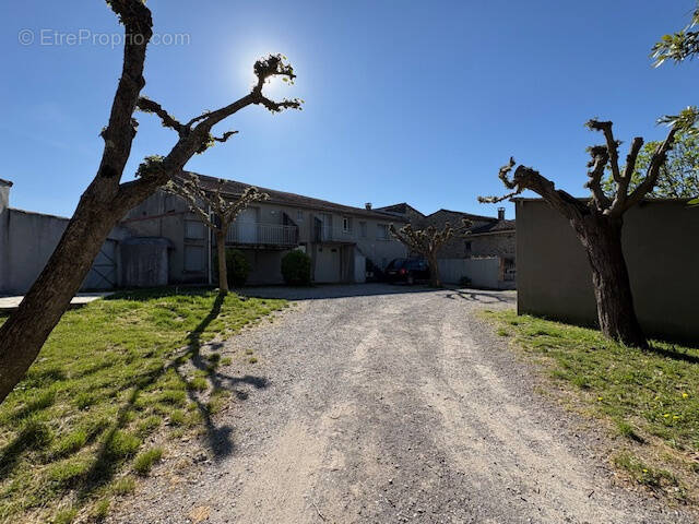 Appartement à SAINT-CHRISTOL-LES-ALES