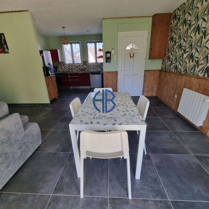 Maison à LA TOUR-DU-PIN