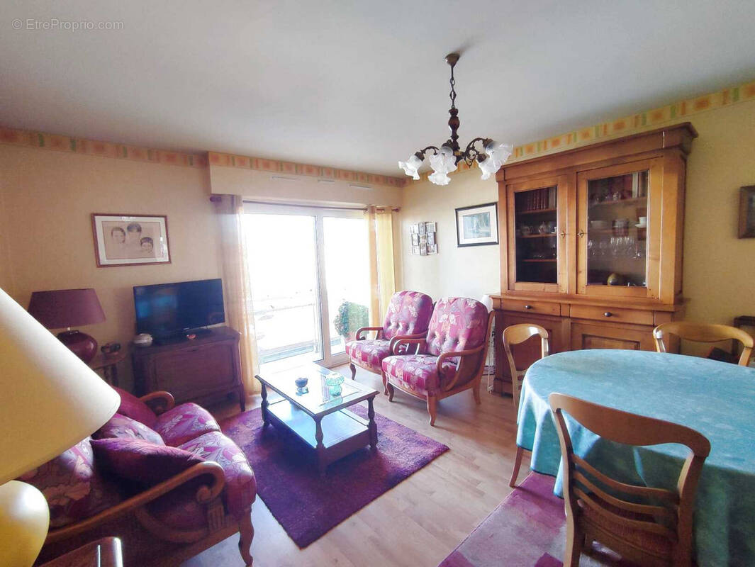 Appartement à LAMBALLE