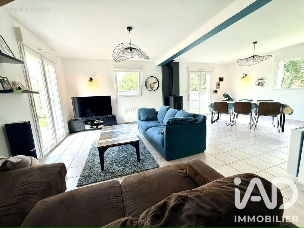 Maison 104 m² à Louannec  - photo 2
