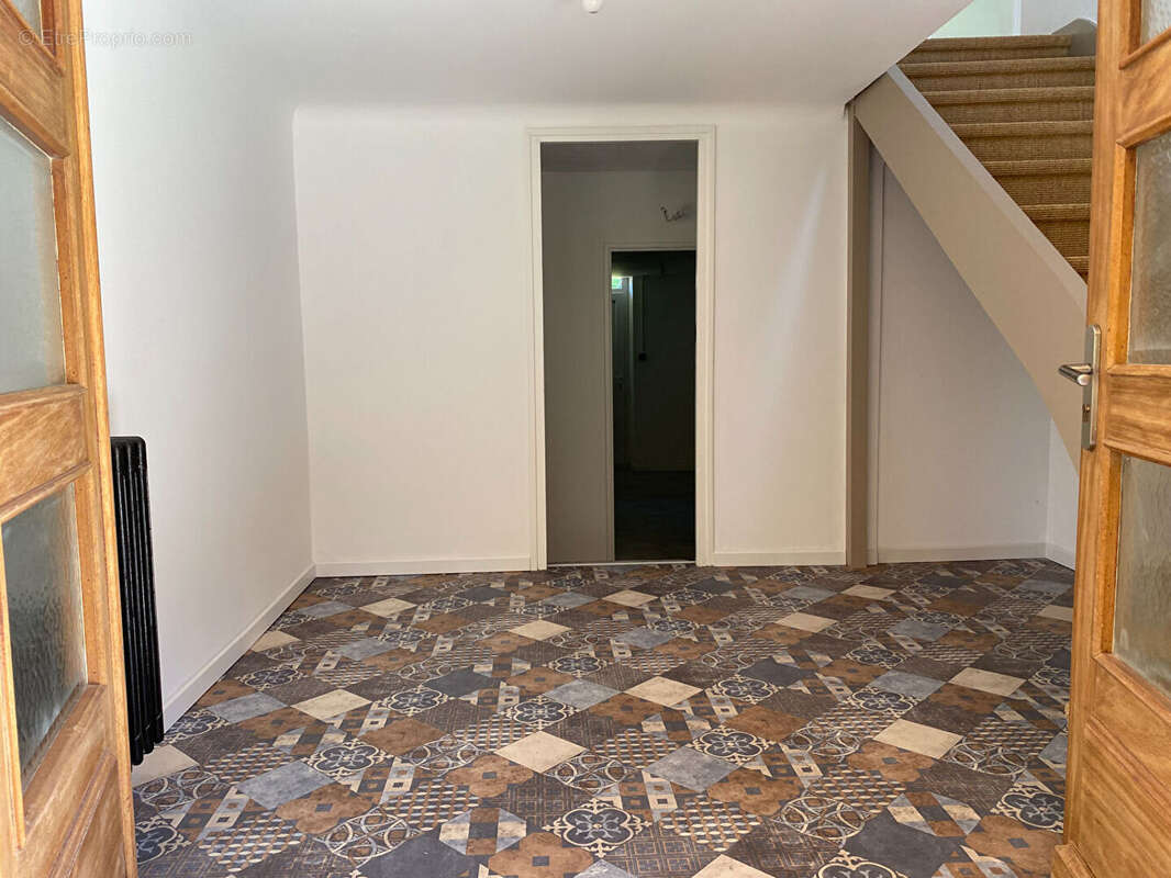 Maison à CARSAC-AILLAC