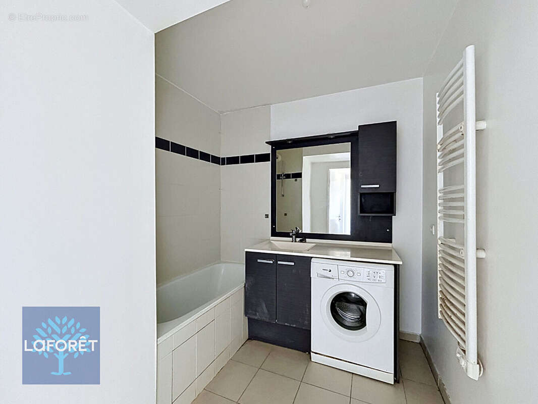 Appartement à CORBEIL-ESSONNES