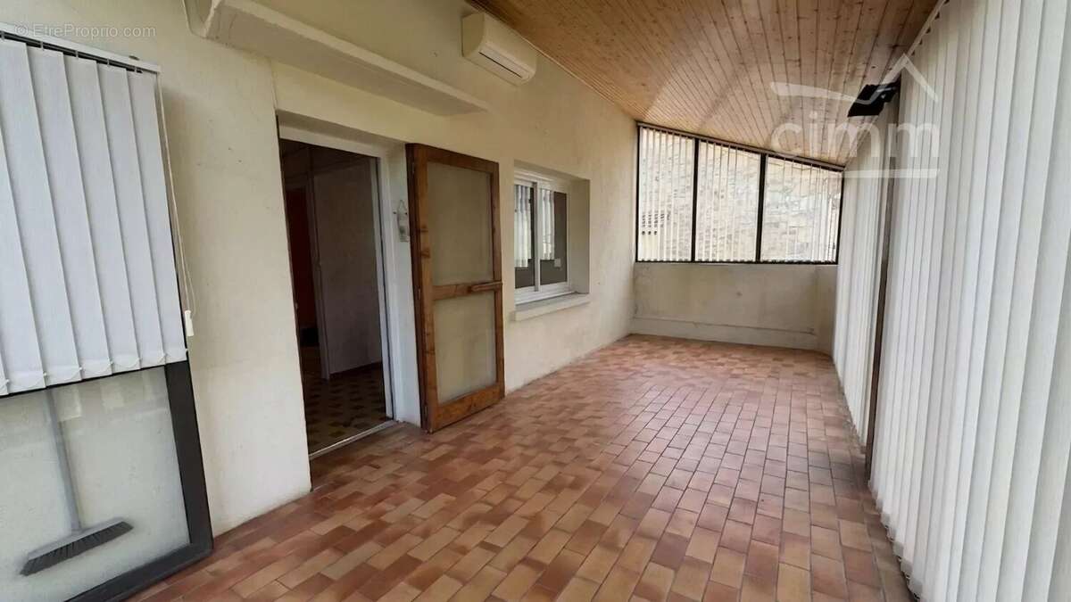 Maison à PEYRAUD