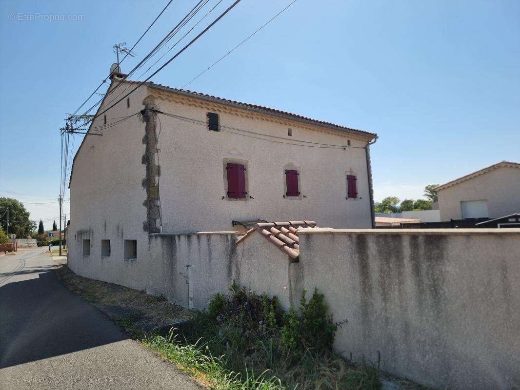 Spécial Investisseur – Mas en Pierre Rénové (2 Logements Loués) - photo 13