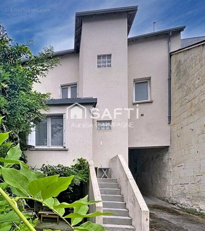 Photo 1 - Maison à CHATELLERAULT