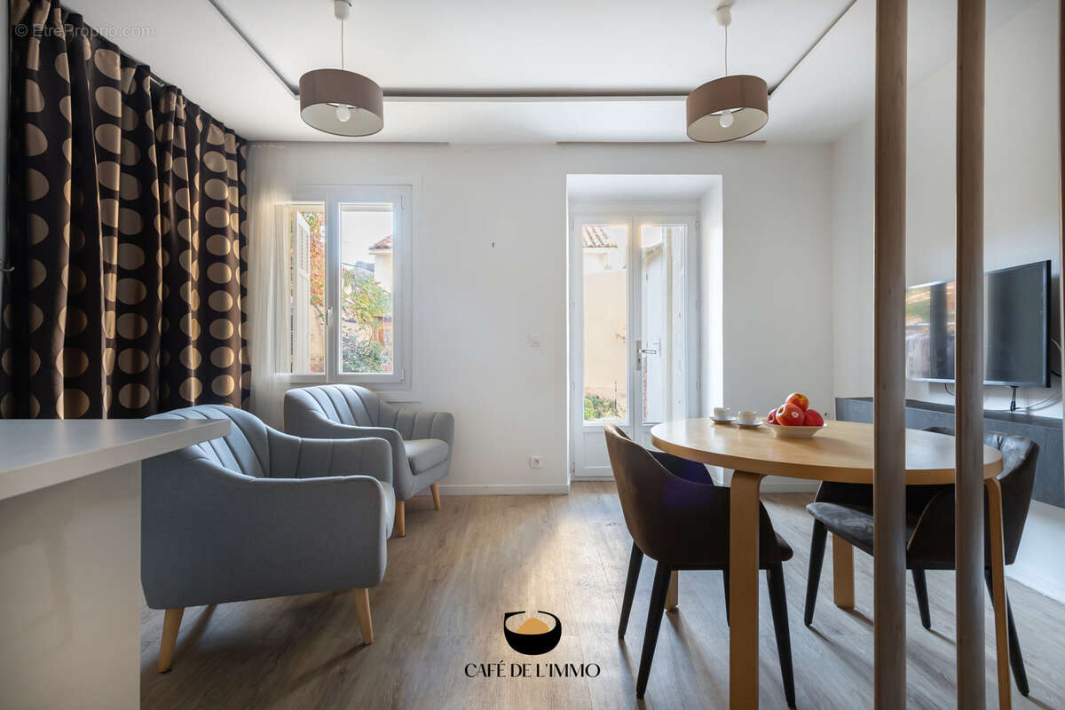 Appartement à MARSEILLE-6E