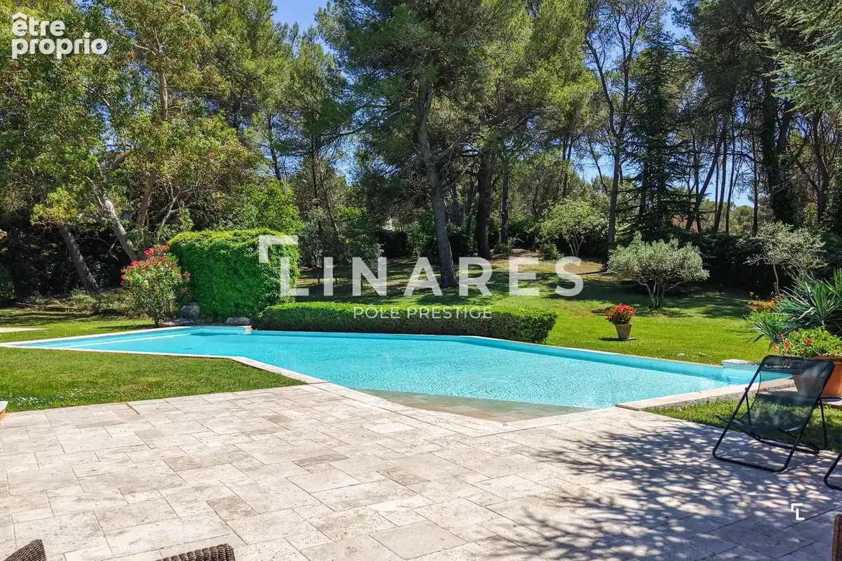 LA PROVENÇALE  – Maison provençale de 200m2  - Piscine - Terrain de 4000m2 - Potentiel constructible - Aix-en-Provence - photo 21