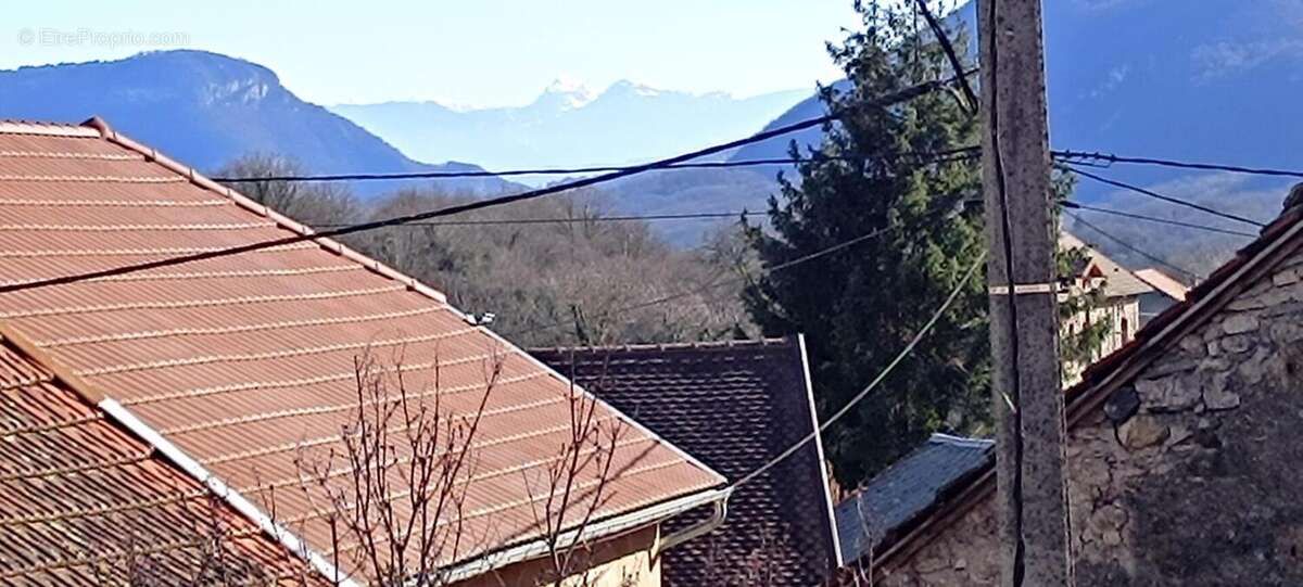 Longère en pierre avec dépendances  À 1h15 de Genève, 55 min de Lyon - photo 11