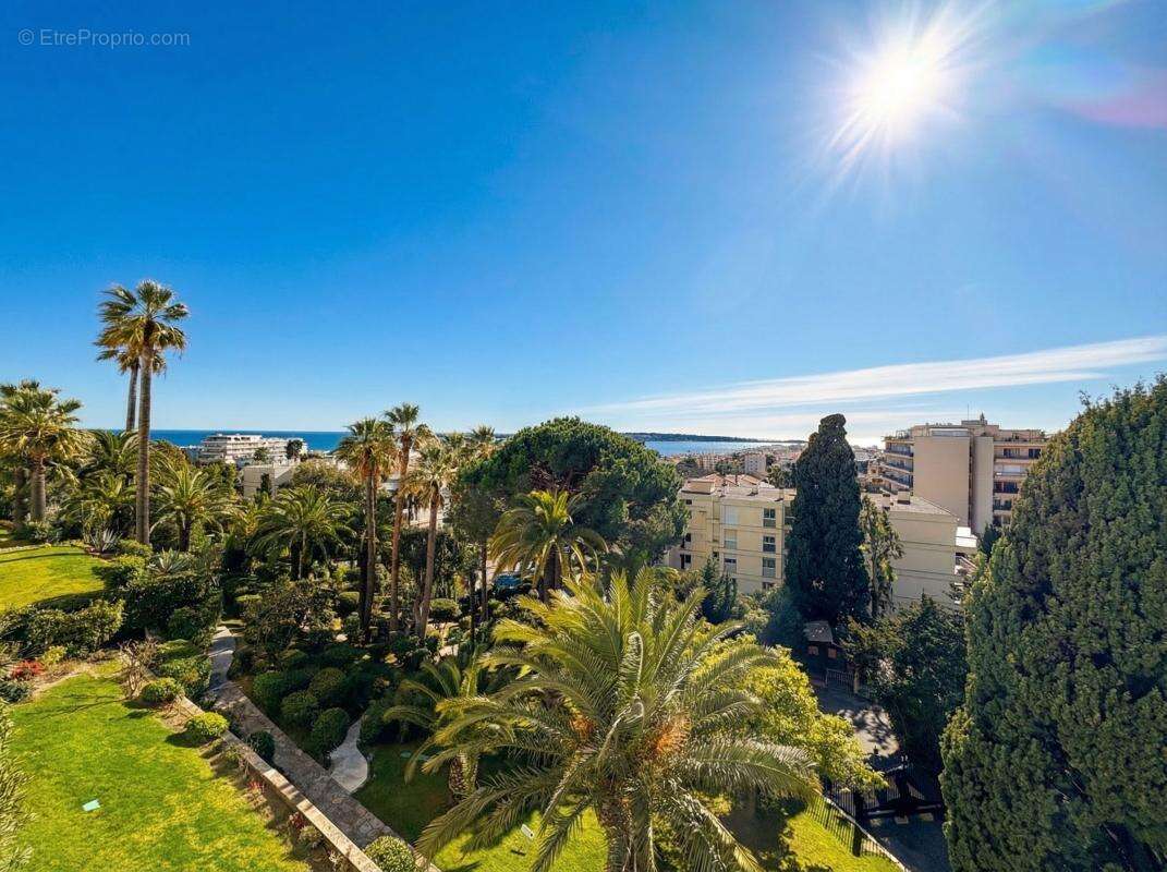 Appartement à CANNES