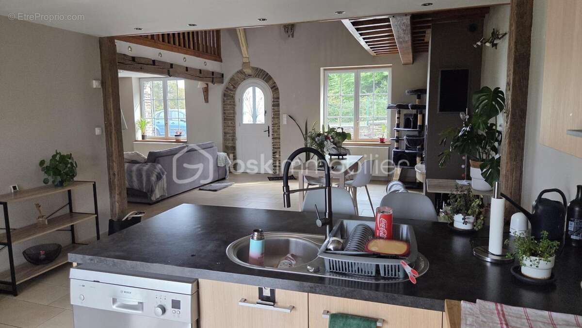 Maison à BOURG-FIDELE