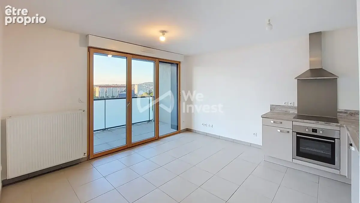 Appartement à LYON-8E