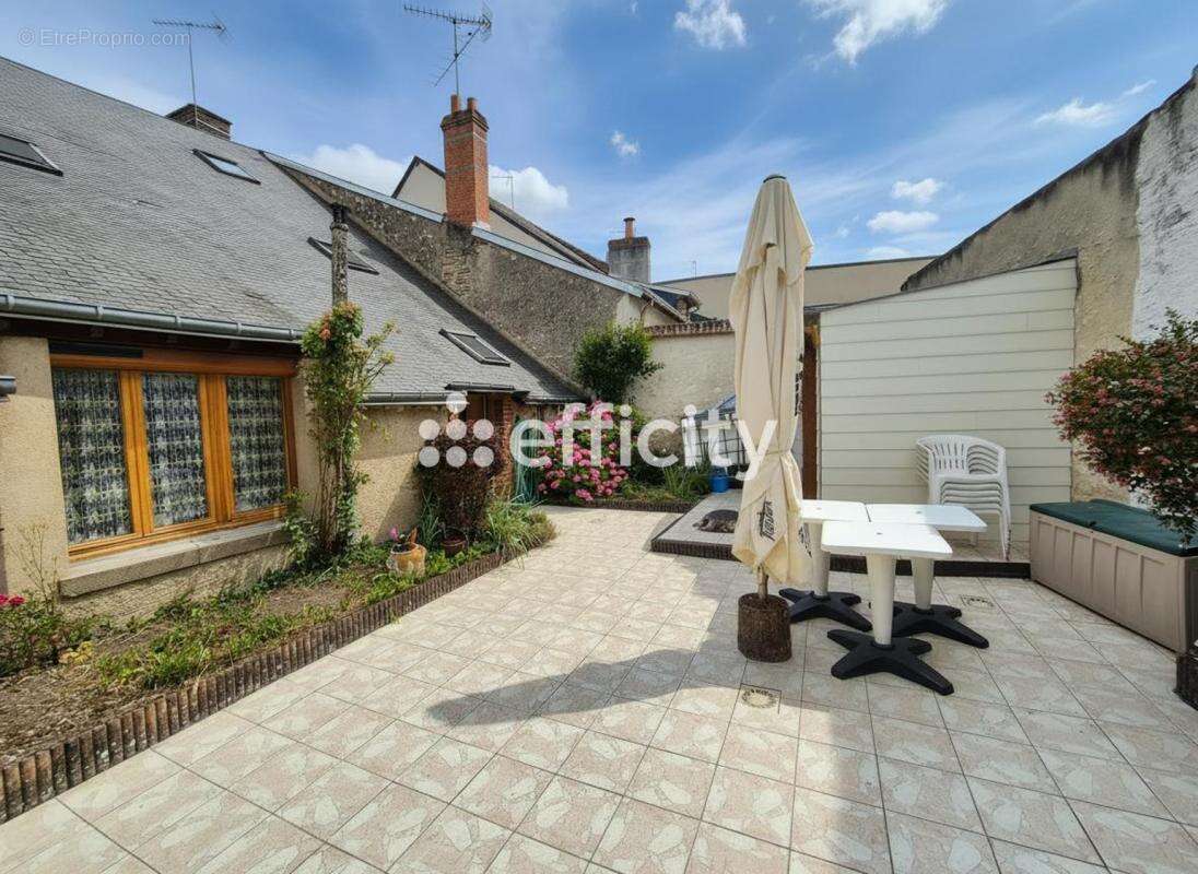 Maison 7 pièces 148 m² à vendre à Saint-Laurent-Nouan (41220) - photo 5