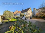 Maison à SAINT-MARCEL