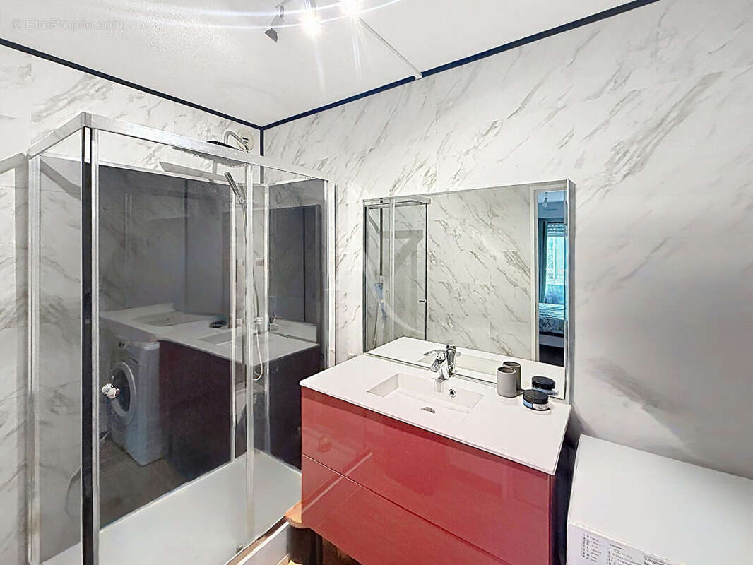 Pau, Appartement  T4 ,3 chambres avec caves,garage - photo 6