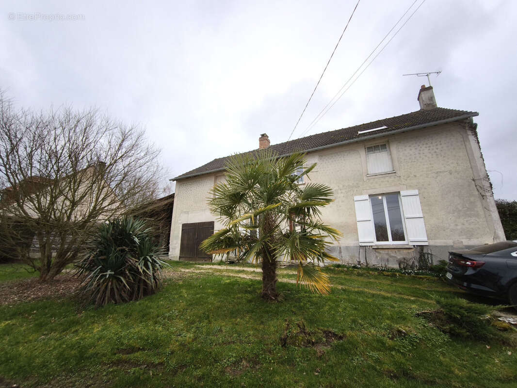 Photo 2 - Maison à DOUE