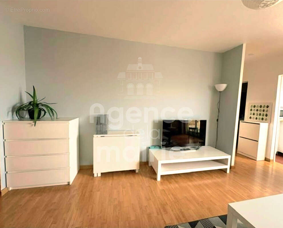 Studio proche gare d'Asnières en étage avec ascenseur - photo 5
